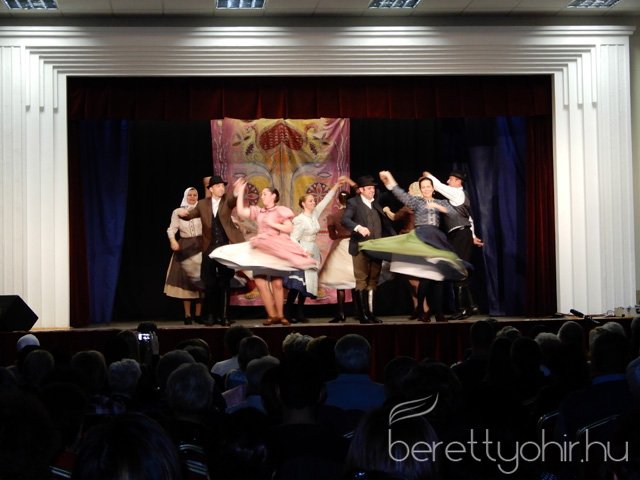 45 éves a Bihar Néptáncegyüttes 19